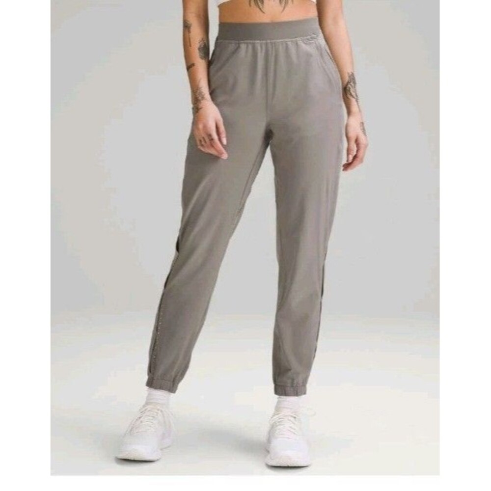 Lululemon Adapted State High-Rise Jogger *AirflowCarbon Dust W5FAQS Size 10